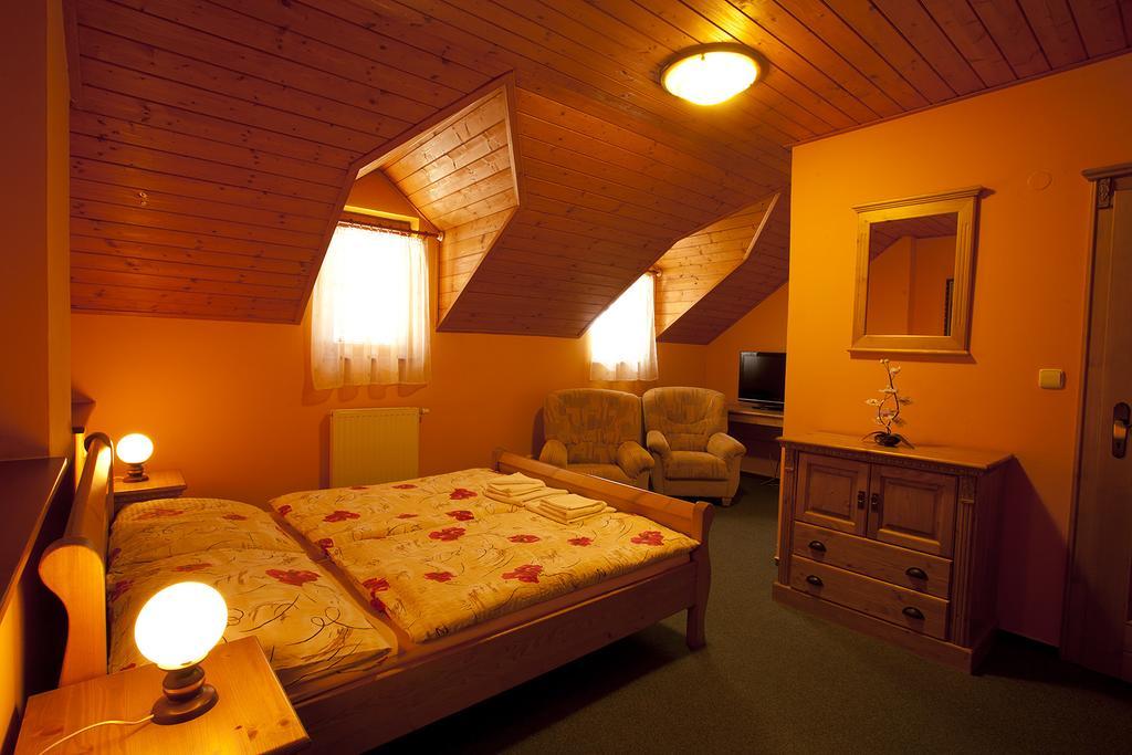 Vinarstvi U Kaplicky Hotel Zaječí Habitación foto
