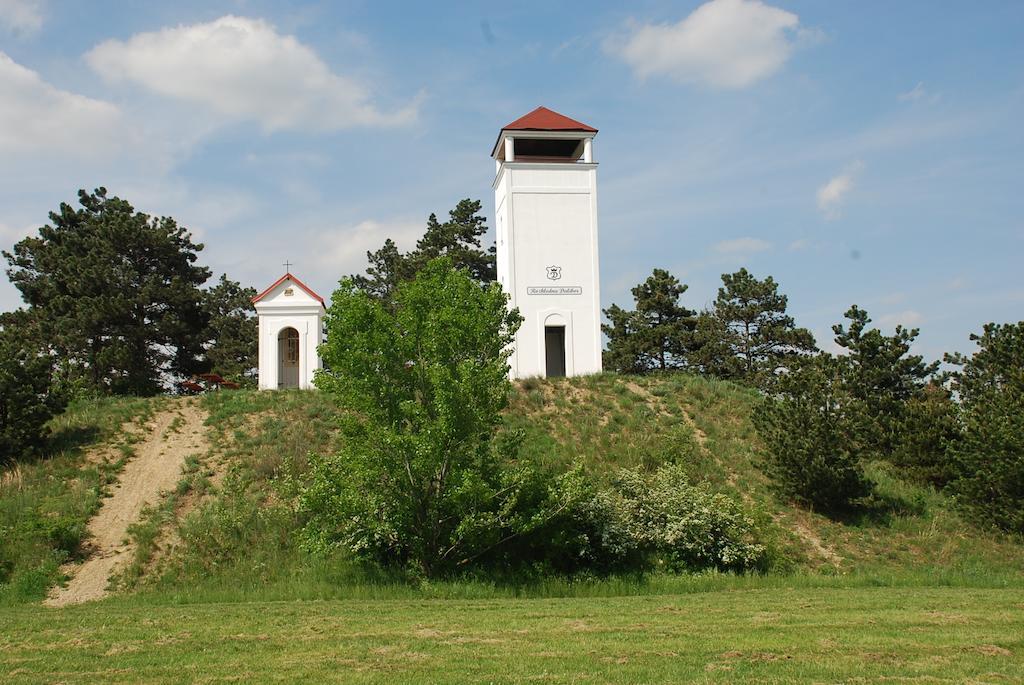 Vinarstvi U Kaplicky Hotel Zaječí Exterior foto
